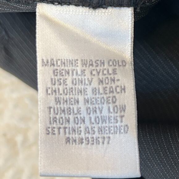 Worthington Shorts Women's Size 6 Modern Fit Black Refined Stripe NWT - Picture 8 of 8